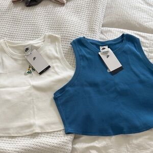 Nike Women's Blue and White Crop Tops- 2 for $8
